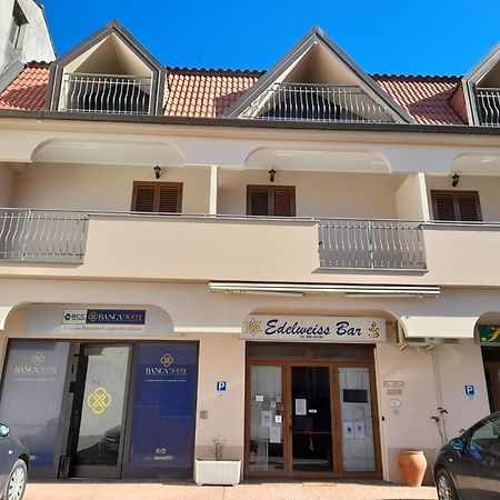 Hotel Edelweiss Laino Borgo Luaran gambar