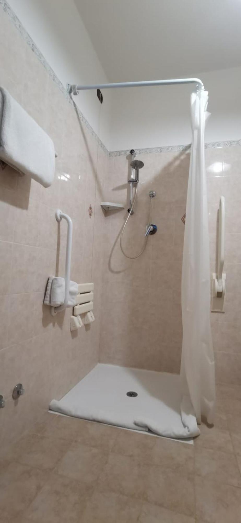Hotel Edelweiss Laino Borgo Luaran gambar