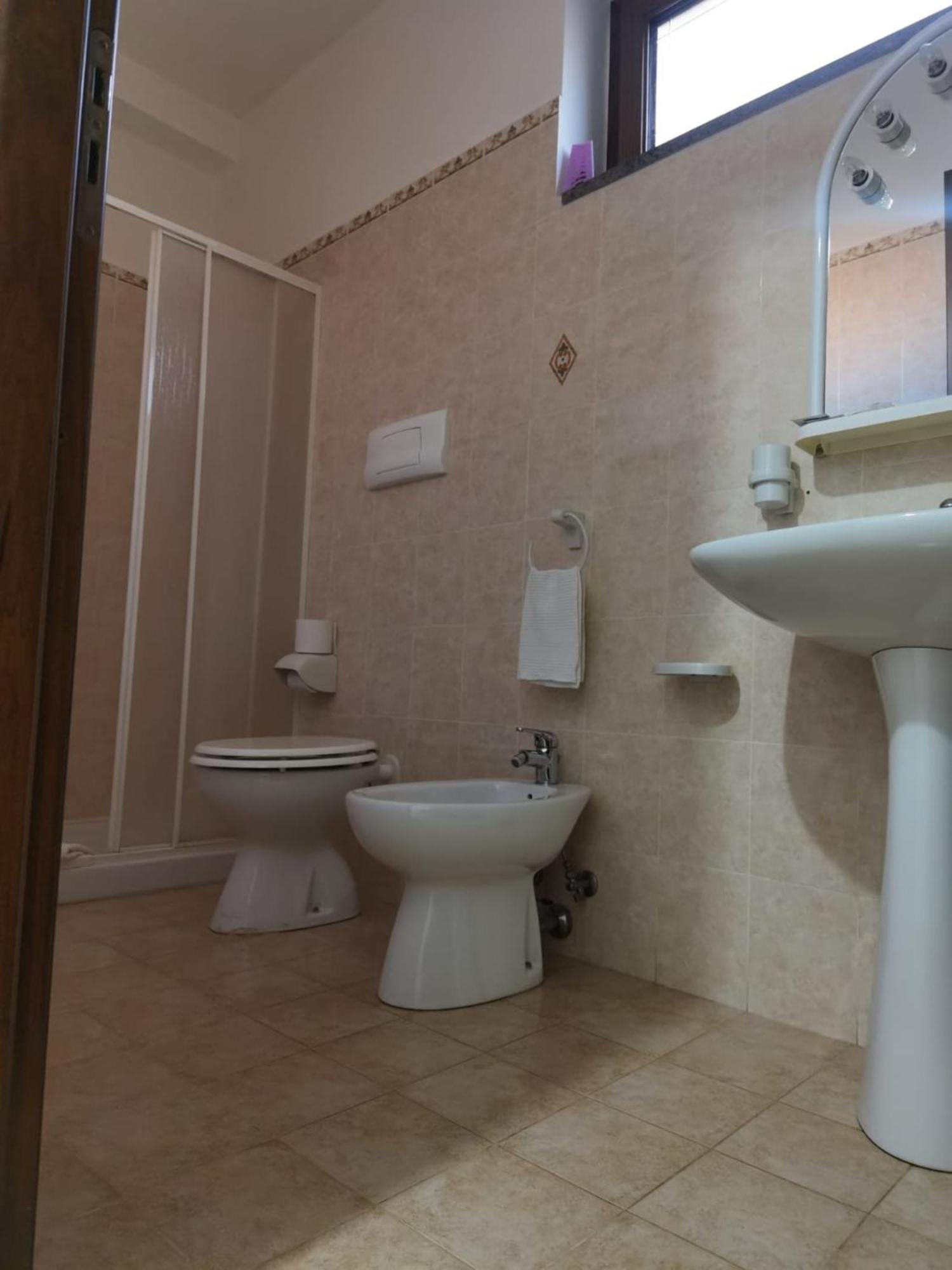 Hotel Edelweiss Laino Borgo Luaran gambar