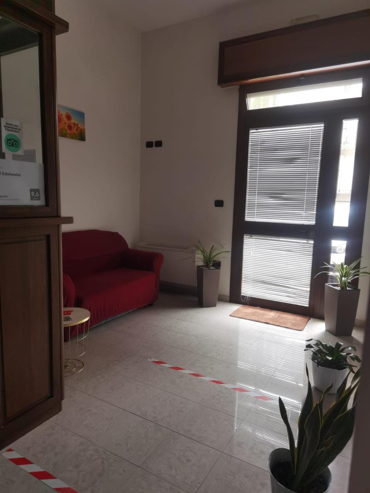 Hotel Edelweiss Laino Borgo Luaran gambar