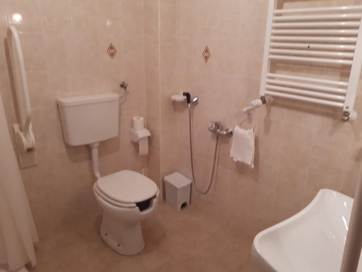 Hotel Edelweiss Laino Borgo Luaran gambar
