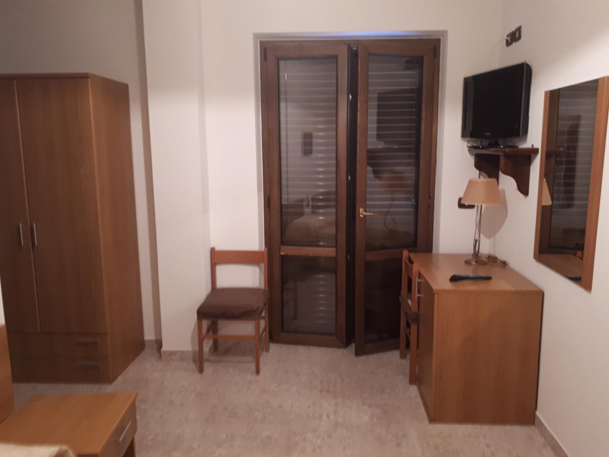 Hotel Edelweiss Laino Borgo Luaran gambar